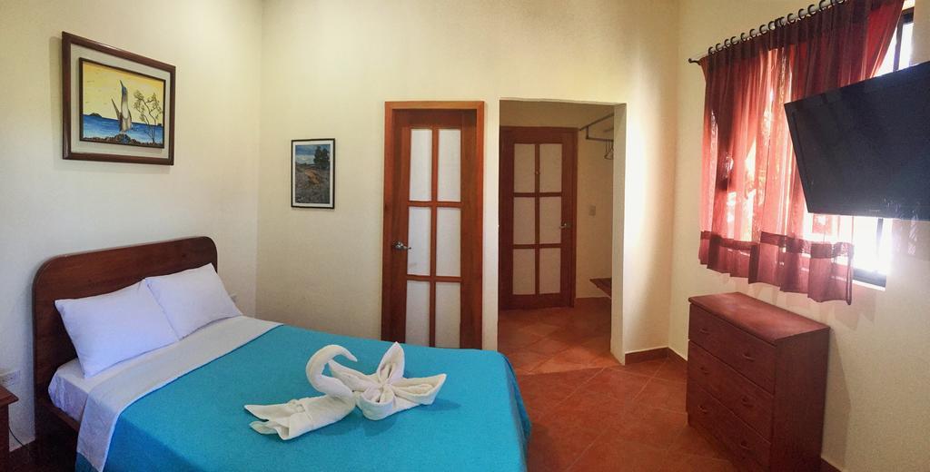 Hostal Baltra Puerto Ayora  Kültér fotó