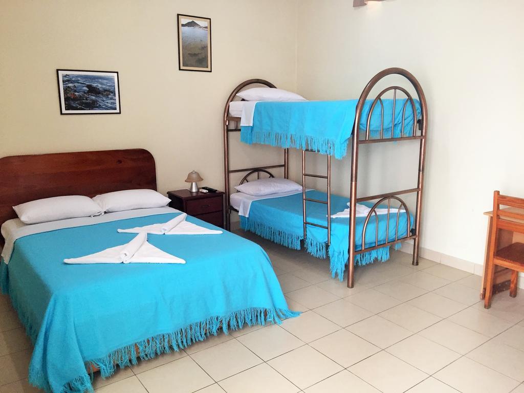 Hostal Baltra Puerto Ayora  Kültér fotó