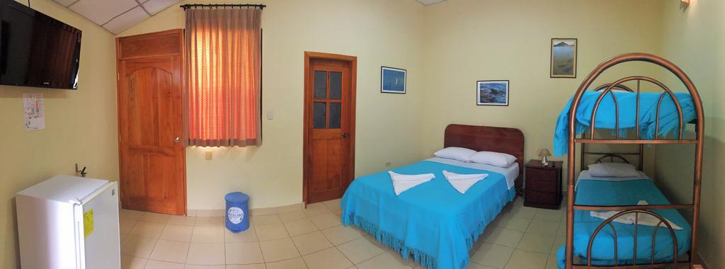 Hostal Baltra Puerto Ayora  Kültér fotó